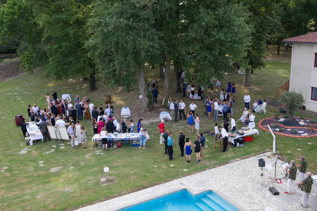 Aliotel Cazères-sur-lʼAdour Extérieur photo