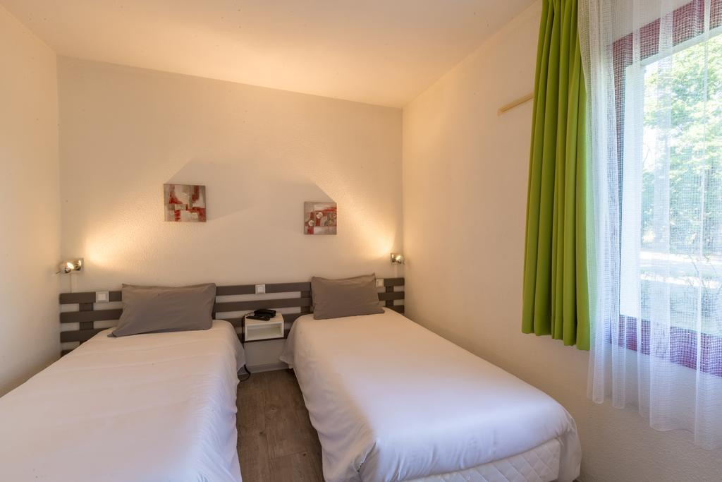 Aliotel Cazères-sur-lʼAdour Extérieur photo