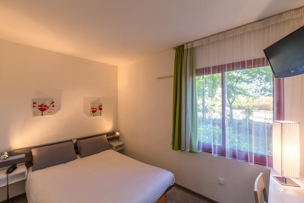 Aliotel Cazères-sur-lʼAdour Extérieur photo